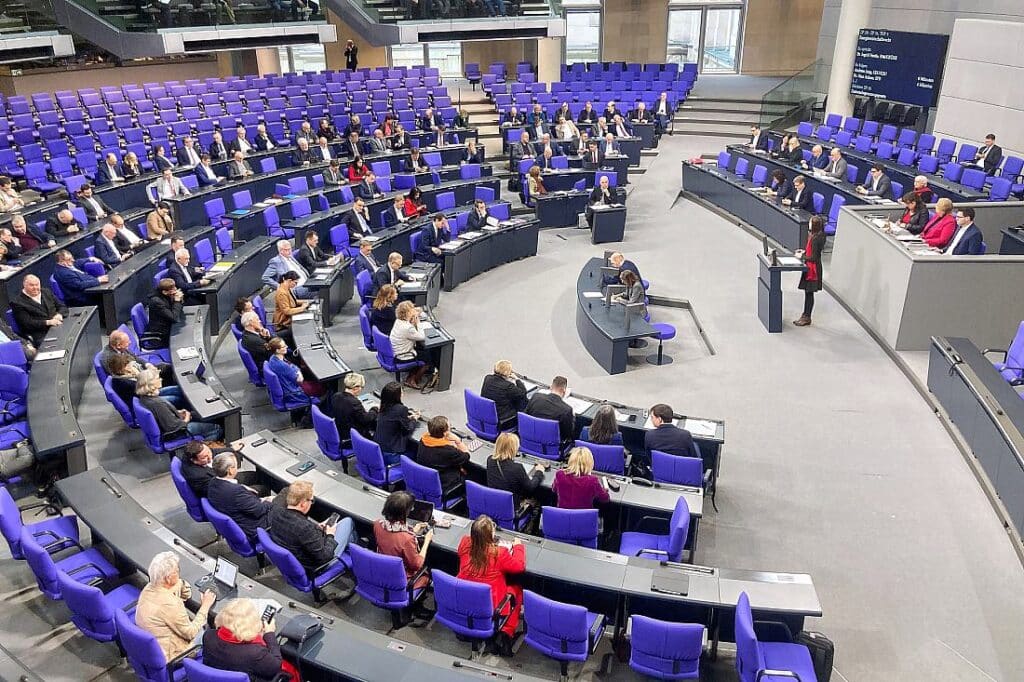 Studie: Immer mehr Deutsche misstrauen der Politik