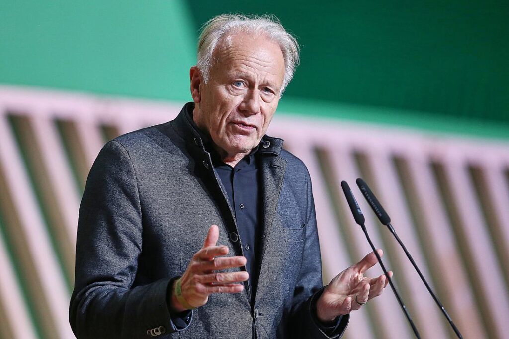 Trittin stellt Forderungen an Klimaaktivisten