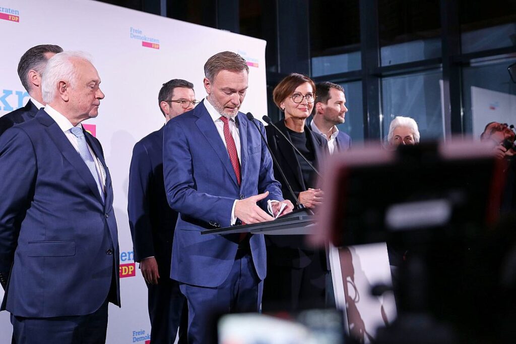 Umfrage: Mehrheit schreibt FDP ab