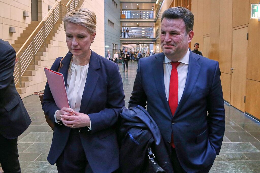 Union und SPD halten sich nach erstem Sondierungstreffen bedeckt
