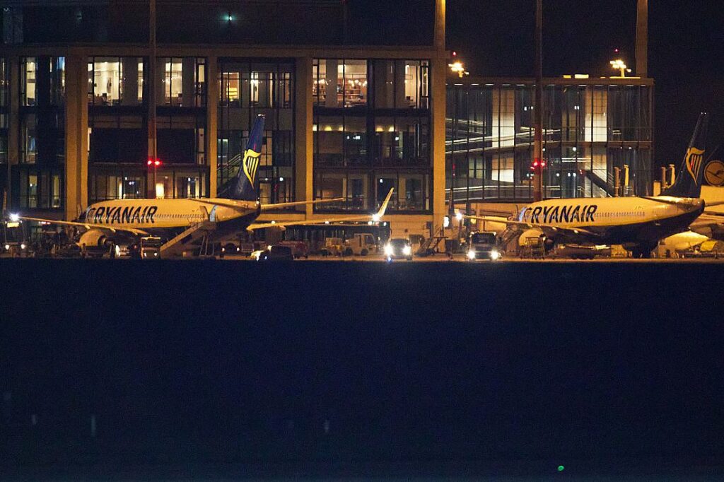 Verkehrsministerium lässt Ryanair bei Nachtflugverbot abblitzen