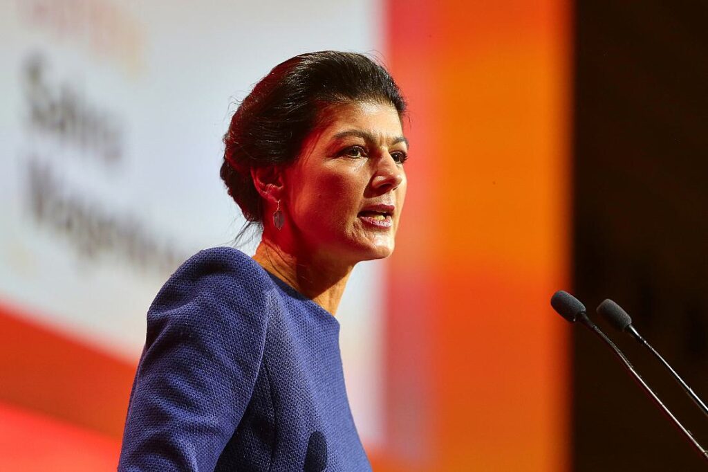 Wagenknecht gegen Lockerung der EU-Schuldenregeln für Verteidigung