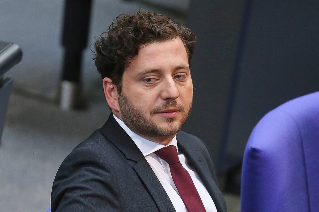 Banaszak kritisiert Ergebnisse schwarz-roter Arbeitsgruppen