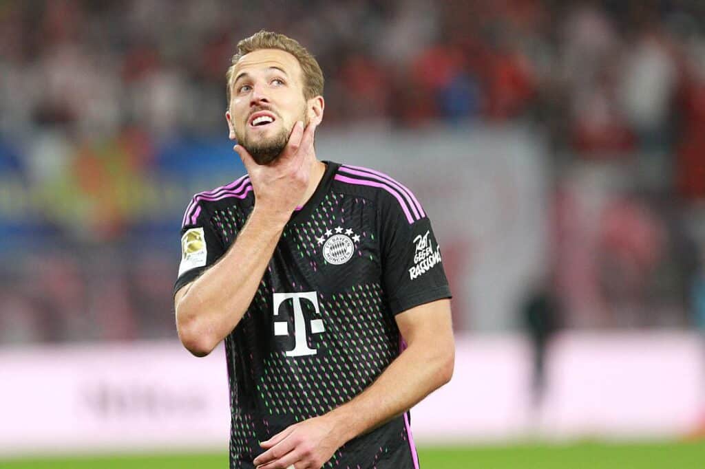 Bayern besiegt Leverkusen deutlich im Champions-League-Hinspiel