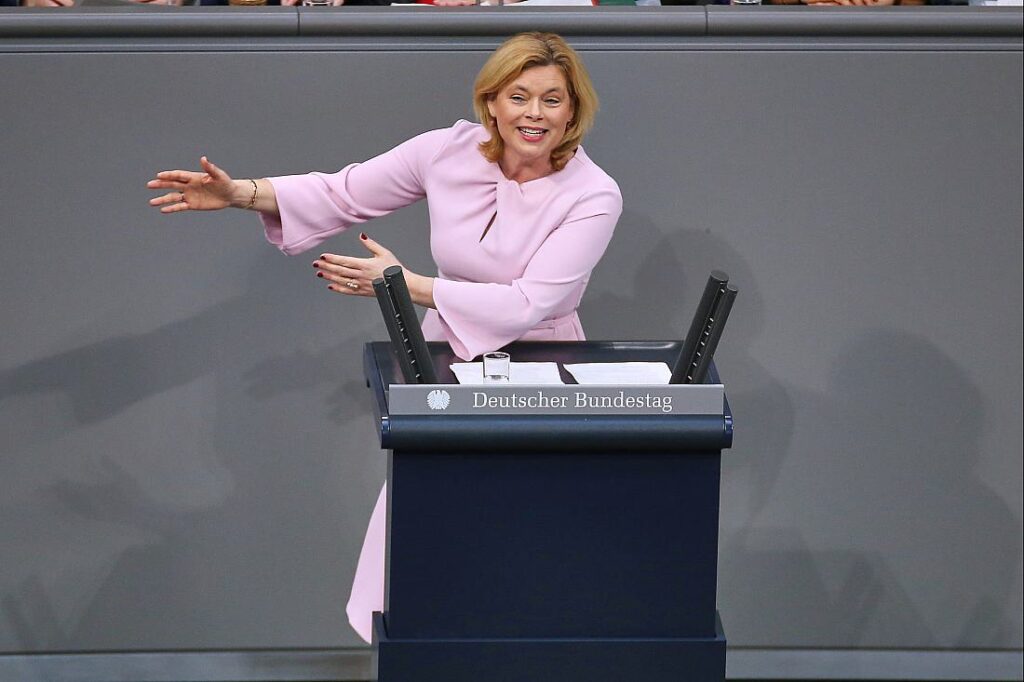 Bericht: Klöckner soll Bundestagspräsidentin werden