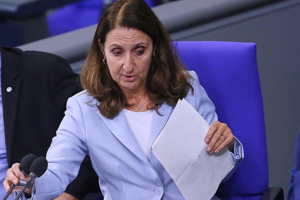 Bericht: Özoguz kandidiert nicht als Bundestagsvizepräsidentin