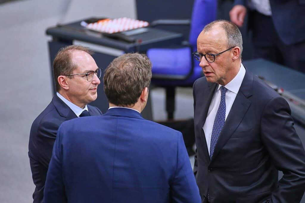 Bericht: Schwarz-Roter Koalition fehlen rund 600 Milliarden Euro