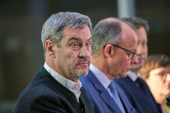 CSU-Vorstand gibt grünes Licht für Koalitionsverhandlungen