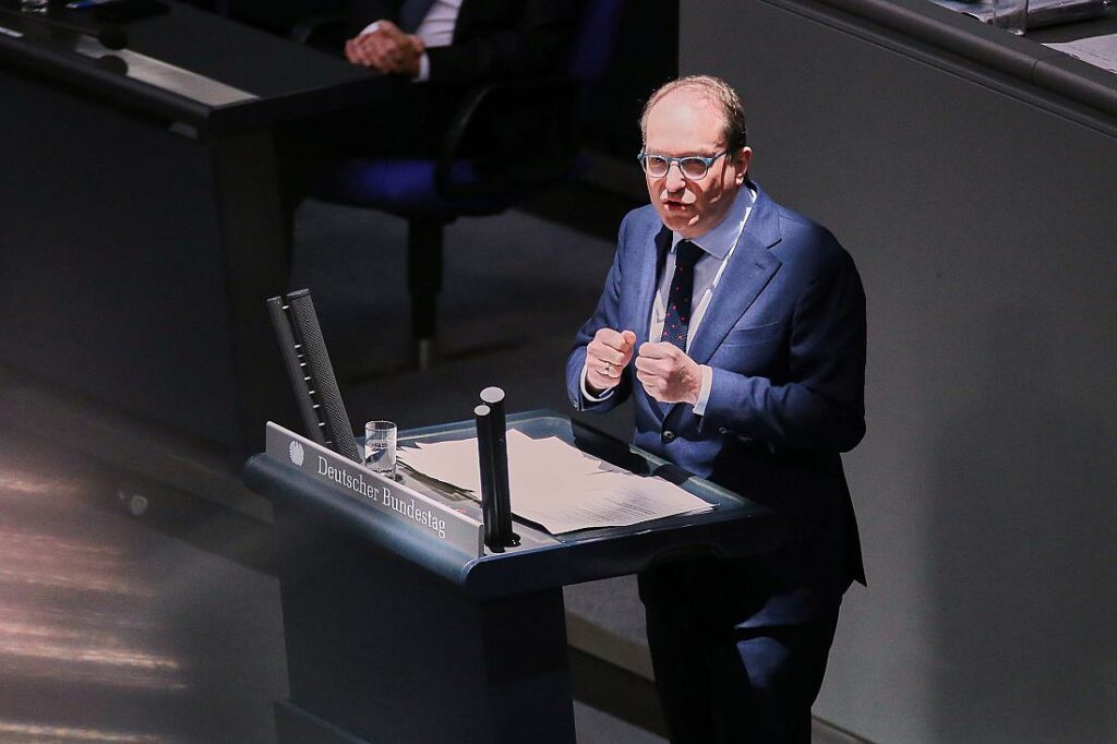 Dobrindt rechnet noch mit Sondervermögen-Zustimmung der Grünen