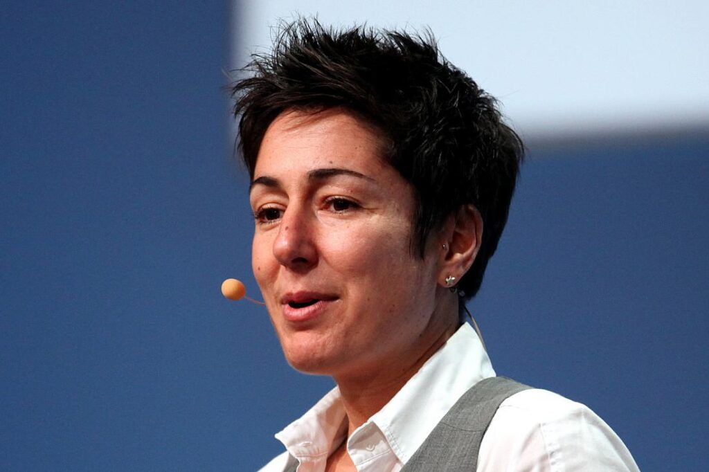 Dunja Hayali mahnt zu mehr Haltung gegen Rassismus