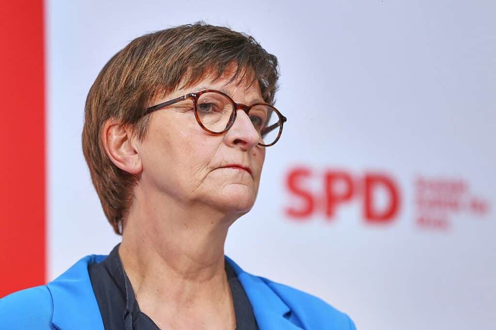 Esken: Scholz fehlte finanzielle Ausstattung