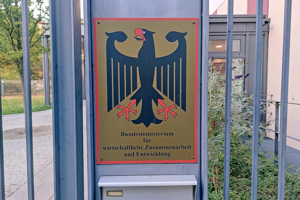 Ex-Minister warnen vor Auflösung des Entwicklungsministeriums