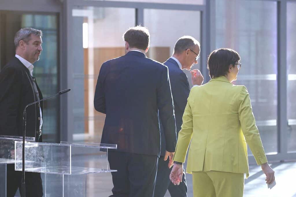 Forsa: Union und SPD verlieren – AfD und Grüne legen zu