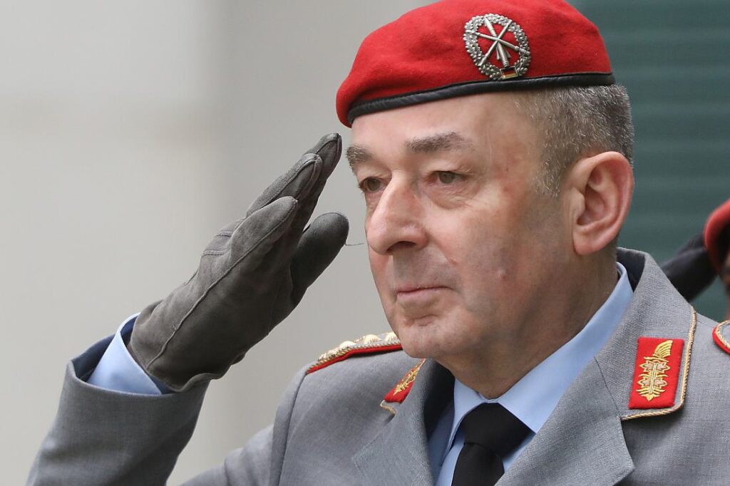 Generalinspekteur Breuer wirbt für Wehrdienstmodell