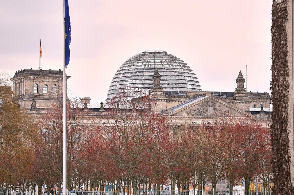 Ökonomen begrüßen Einigung zu Sondervermögen