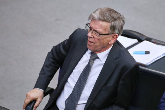 Otten scheitert in weiteren Wahlgängen für Bundestagspräsidium