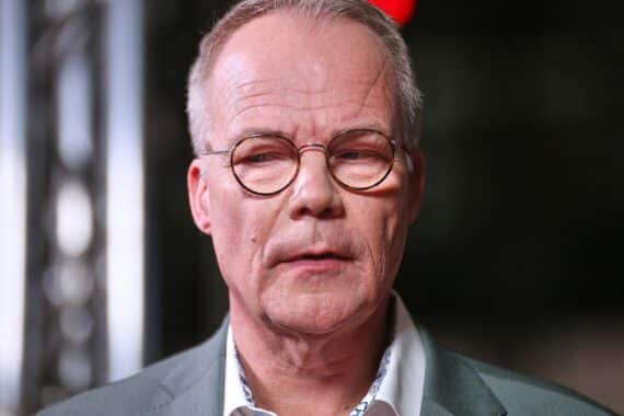 SPD-Generalsekretär will nicht nur in Verteidigung investieren