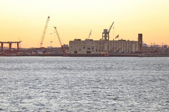 Schweitzer will harte europäische Antwort auf Trumps Zölle