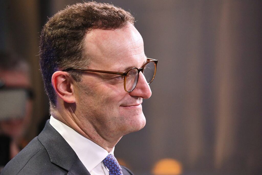 Spahn begrüßt Einigung auf Schulden-Paket