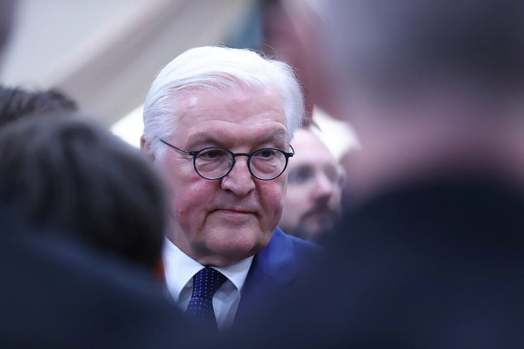 Steinmeier hebt Bedeutung des Spracherwerbs für Migranten hervor