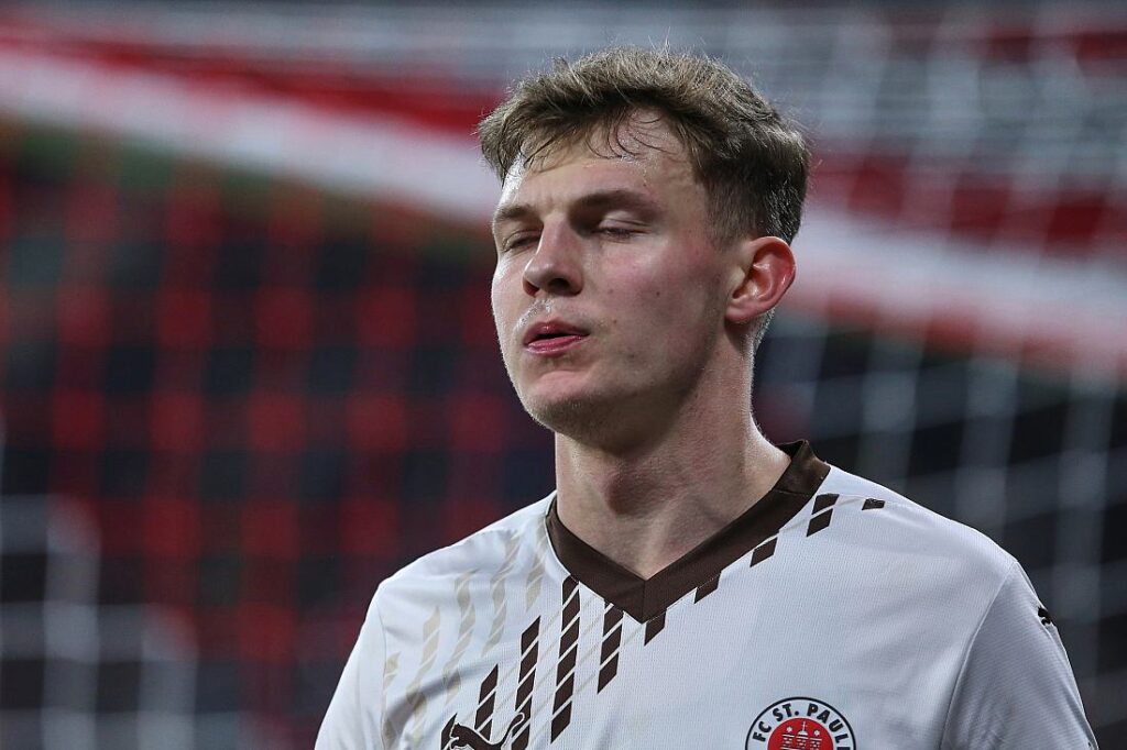 1. Bundesliga: Werder Bremen und St. Pauli trennen sich torlos