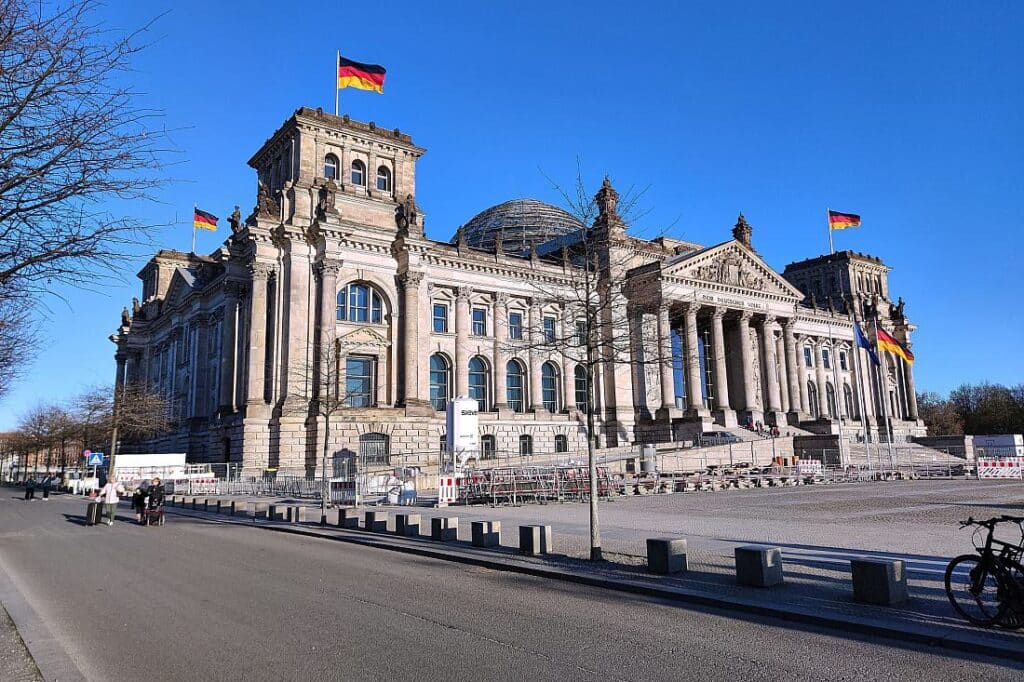 AfD beharrt auf Vorsitz des Haushaltsausschusses im Bundestag