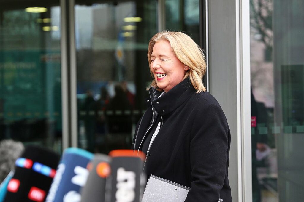 Bas fühlt sich wegen Debatte um Spitzenposten unter Druck gesetzt