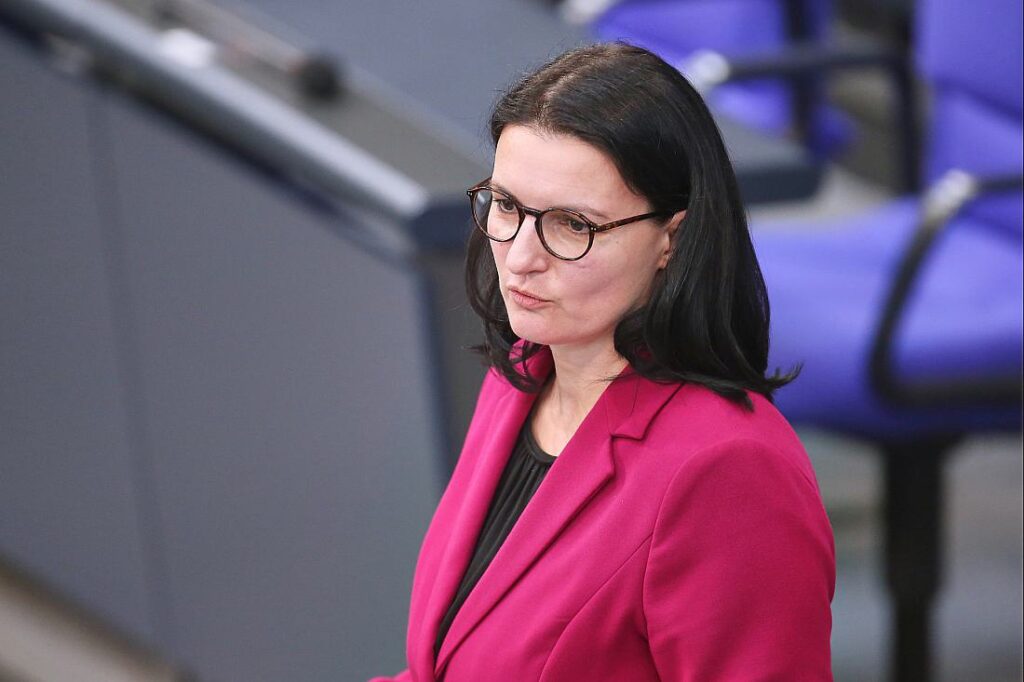 Grüne rufen Union zu Klärung von Verhältnis zur AfD auf