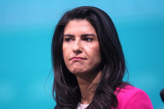 Güler will Plätze für Migranten im Kabinett