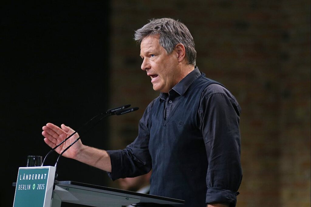 Habeck braucht noch "Zeit zum Nachdenken"