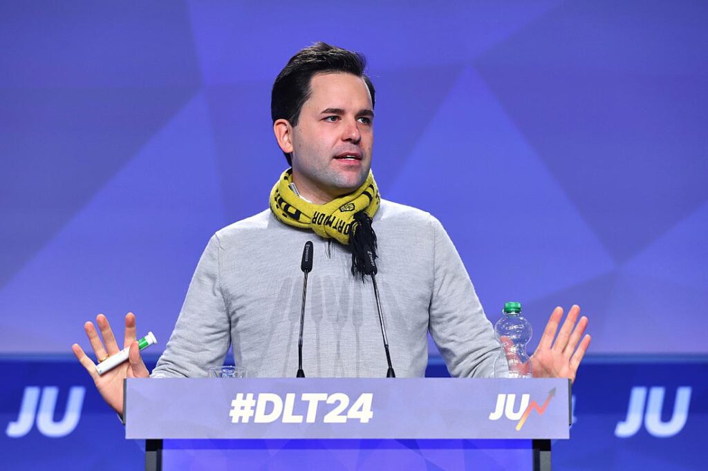 JU-Chef droht mit Nein zum Koalitionsvertrag