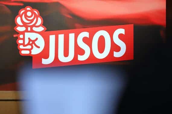 Jusos lehnen Koalitionsvertrag ab