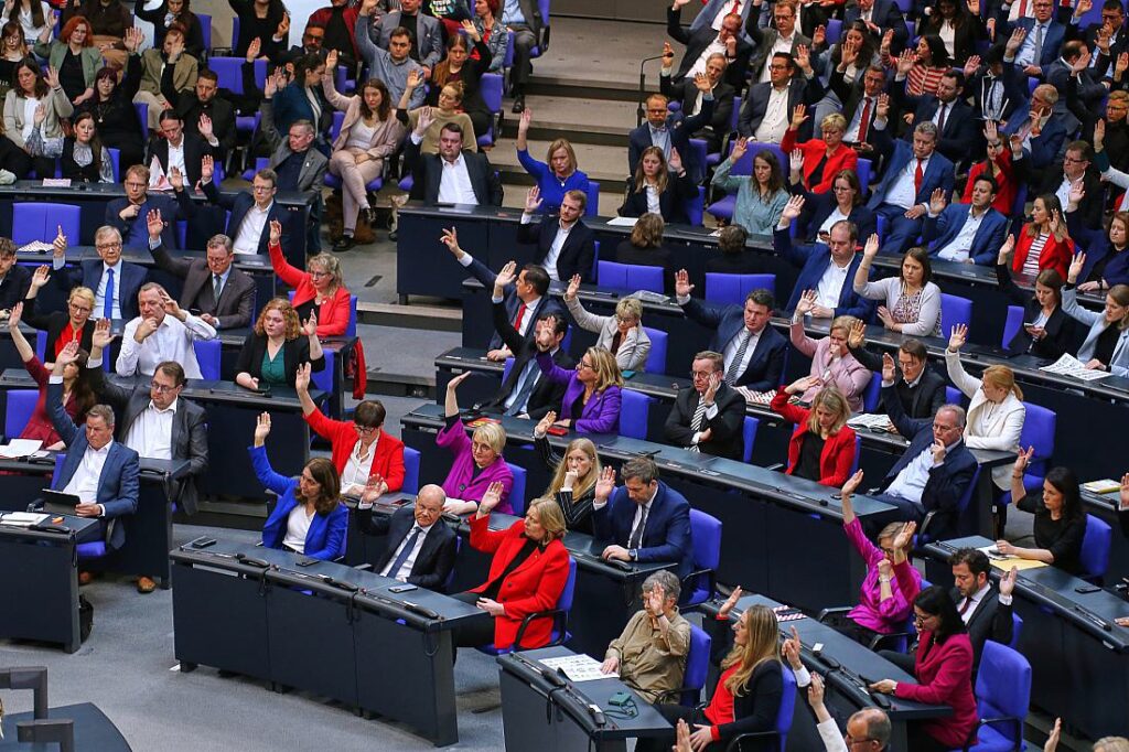 Linke will für Parlamentsinitiativen auch mit Regierung sprechen