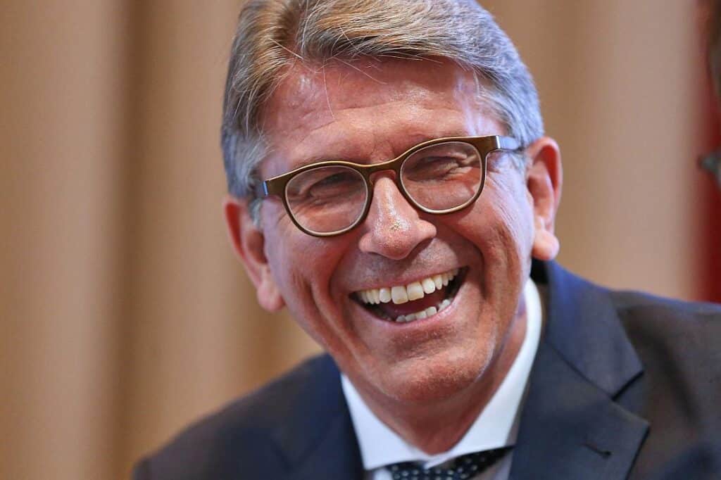 Lobbycontrol sieht Interessenkonflikt bei Weimer