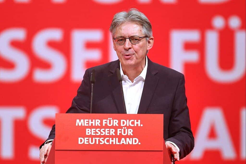 Post erwartet hohe Zustimmung für SPD-Mitgliedervotum