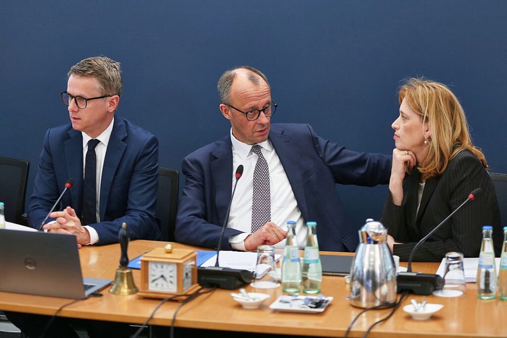 Prien will respektvollen Umgang in Koalition