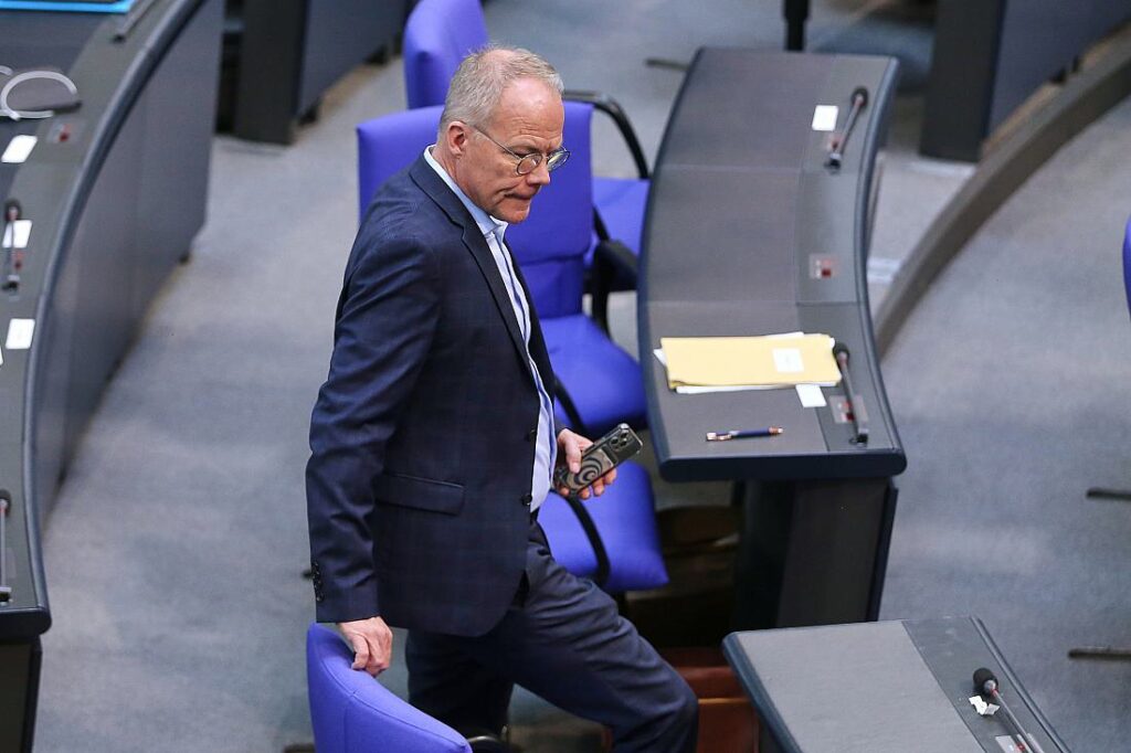 SPD-Generalsekretär widerspricht Spahn beim Umgang mit AfD