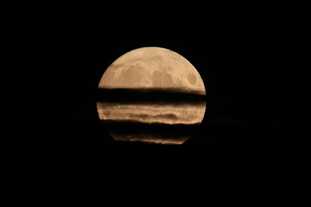 Schwarz-Rot träumt von deutschen Astronauten auf dem Mond