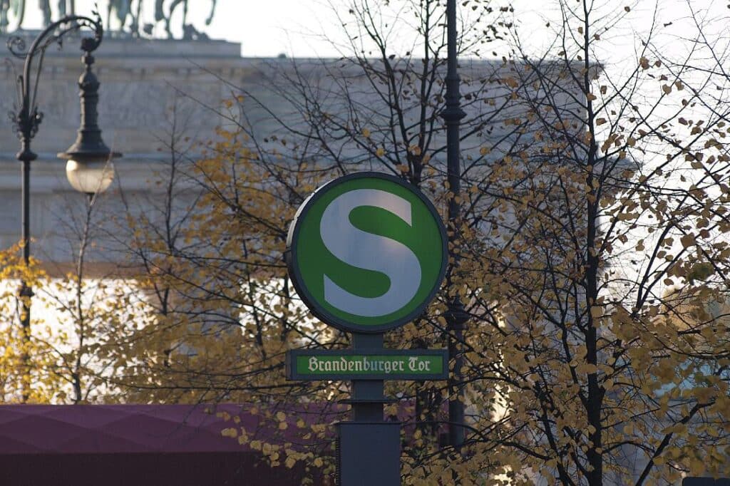 Signalkabel an Berliner S-Bahnstrecke durchtrennt