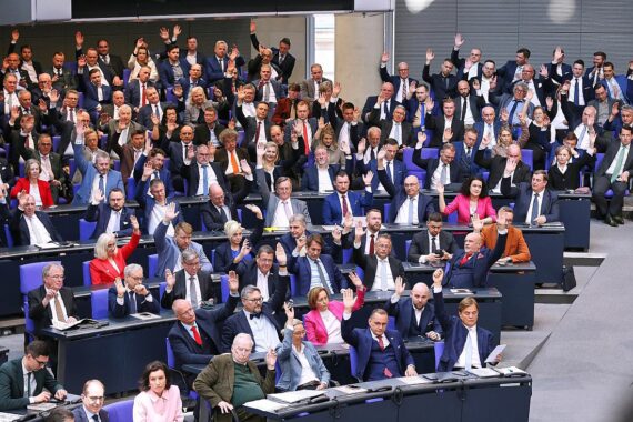 Söder gegen AfD-Ausschussvorsitzende im Bundestag