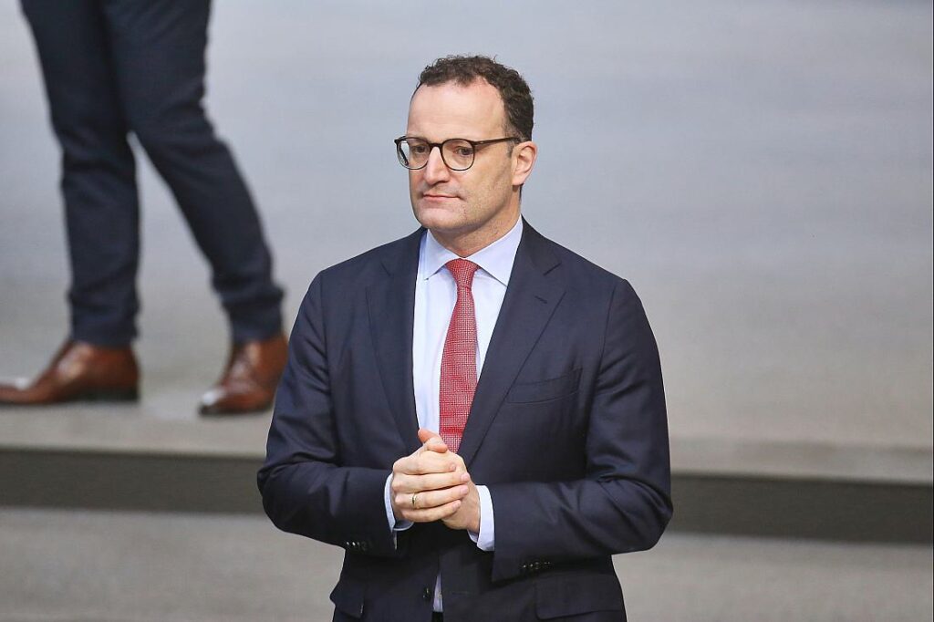 Spahn zweifelt an 15 Euro Mindestlohn schon 2026