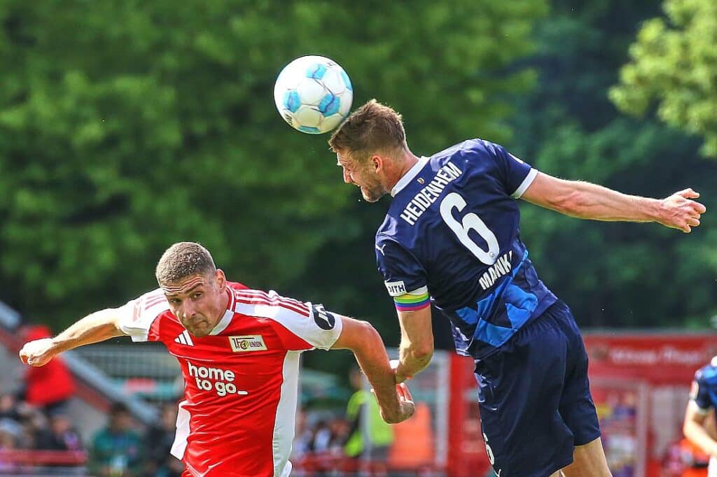 1. Bundesliga: Heidenheim triumphiert – Bochum und Kiel steigen ab