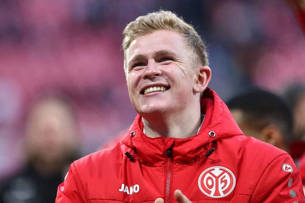 1. Bundesliga: Mainz trotzt Frankfurt dank Burkardt Punkt ab