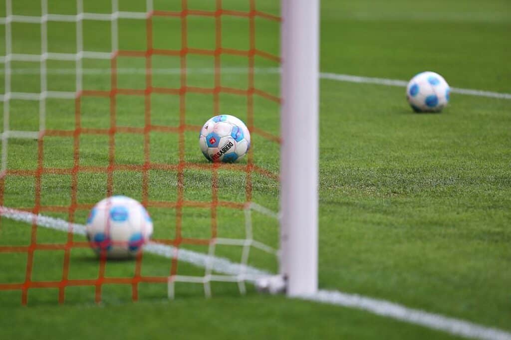 2. Bundesliga: Elversberg und Paderborn wahren Aufstiegshoffnung