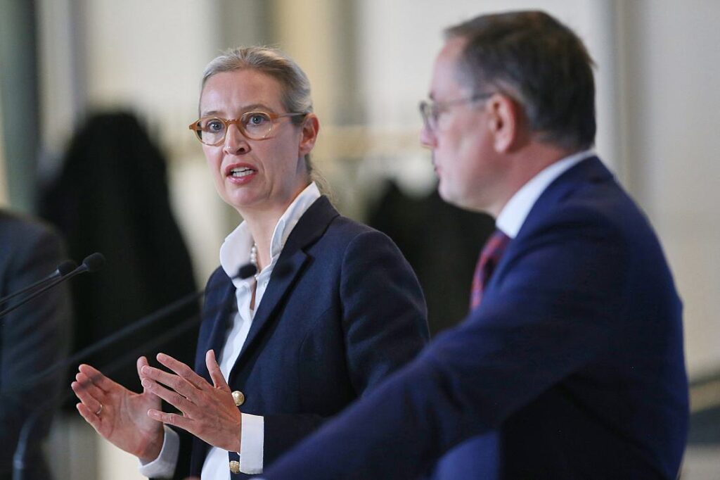AfD schickt Verfassungsschutz Abmahnung