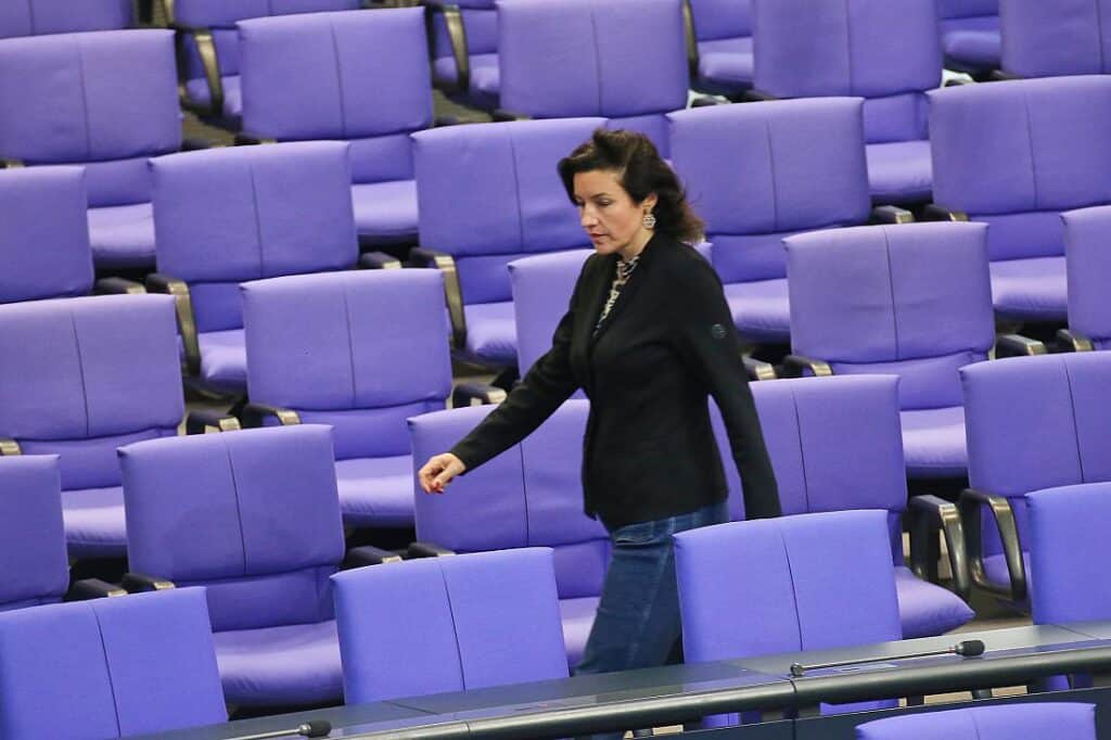 Bär: Deutschland soll "Hort der Wissenschaftsfreiheit" werden