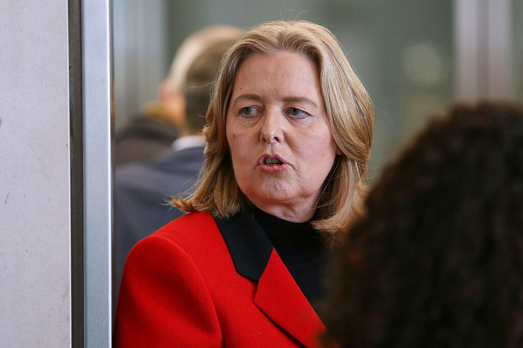 Bas legt Aufsichtsratsmandat bei HKM nieder und mahnt Thyssenkrupp