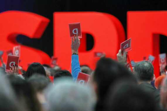 Ex-Fraktionschef bringt neues SPD-Grundsatzprogramm ins Spiel