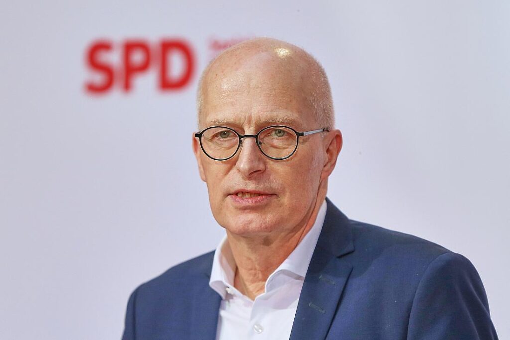 Hamburgische Bürgerschaft bestätigt Tschentscher als Regierungschef