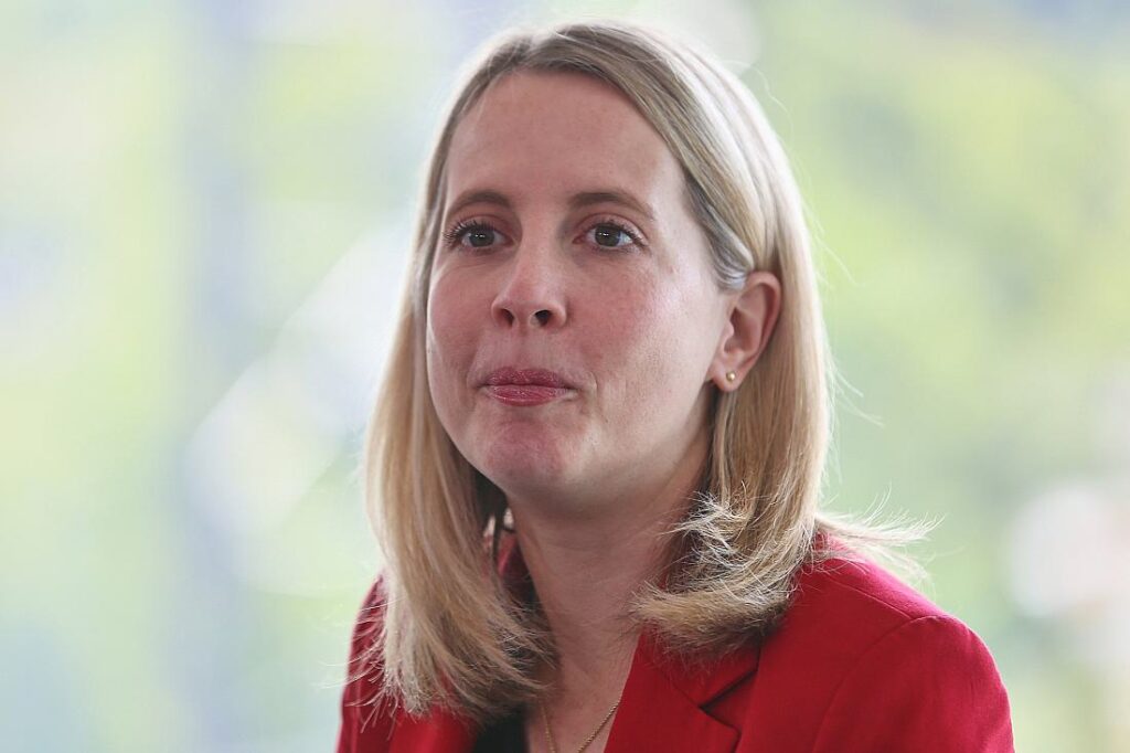 Hubertz widerspricht Merz bei Forderung nach mehr Arbeit